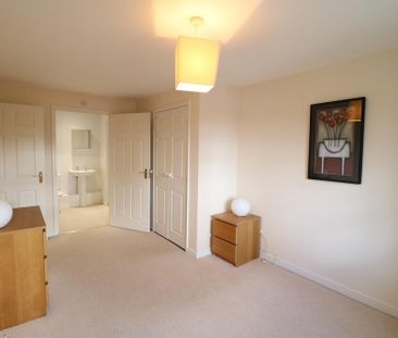 2 bedroom apartment to rent - Photo 6