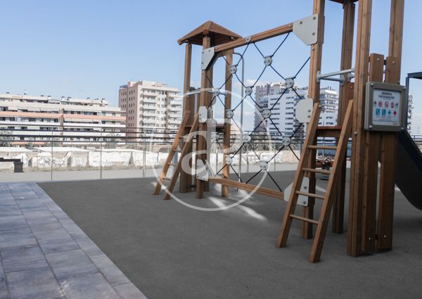 Flat for rent in Badalona