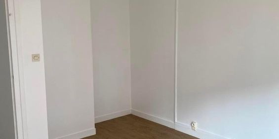 Location Appartement 4 pièces 79m² ST NAZAIRE 44600 - Photo 3