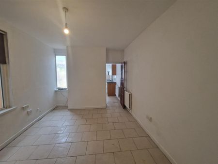 Jersey Terrace, Port Tennant, SA1 8LA, Swansea - Photo 4