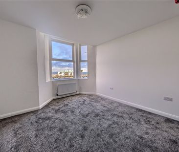 5 bed apartment to rent in Newcomen Terrace, Redcar, TS10 - Photo 5