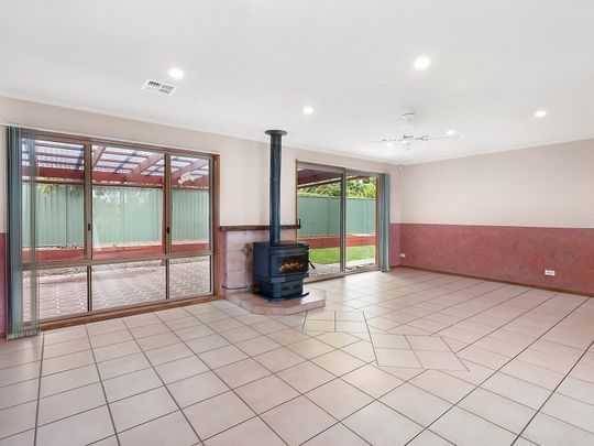 Perfectly situated next to parkland - Photo 1