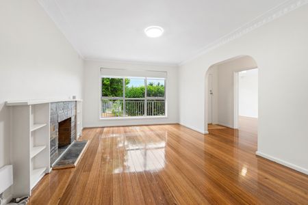 278 Parer Road, Airport West VIC 3042 - House For Rent | Domain - Photo 3