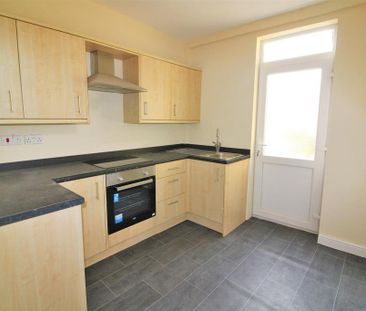 2 bedroom terraced house to rent - Photo 6