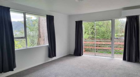 2 brms, back unit, - Photo 2