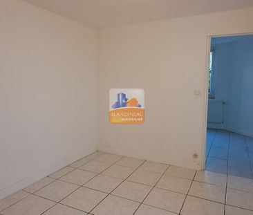 Location Appartement 2 pièces 40m² - Photo 2