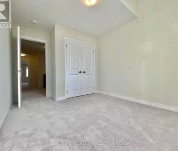 21 VIOLA ST. STREET - Photo 3