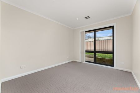 239A Hindmarsh Drive, Rivett ACT 2611 - House For Rent | Domain - Photo 3