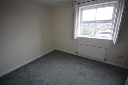 2 bed Semi-detached House - Photo 5