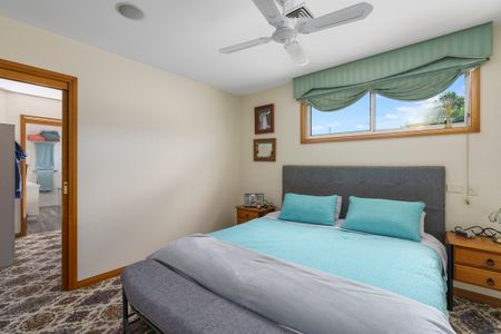 Centrally Located Loft Apartment - Photo 3