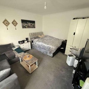 Brybur Close, Reading, RG2 - Photo 2