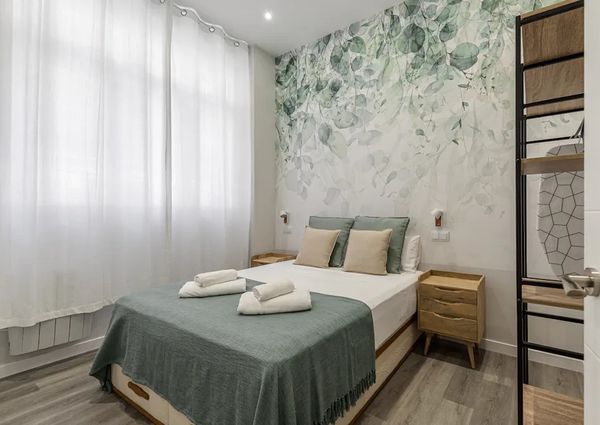 Calle de Felipe Castro, Madrid, Community of Madrid 28026