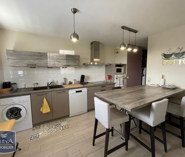 Location Appartement 4 pièces 80m² CHATEAUROUX 36000 - Photo 6