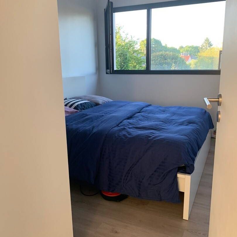 Une chambre Rond-Point de Paris - Photo 1