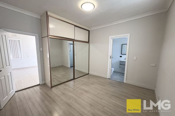 NEAT FAMILY HOME IN CONVENIENT LOCATION - Photo 1