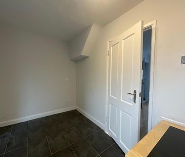 8 Donaldson Crescent, Belfast, BT13 3LQ - Photo 5