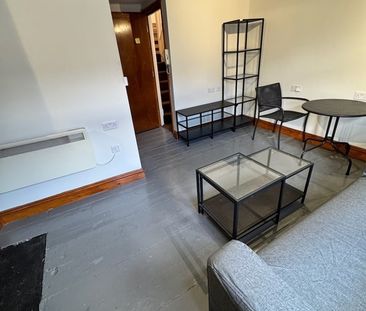 1 Bed Flat, Parkway, NW1 - Photo 4