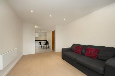 1 bedroom flat to rent - Photo 3