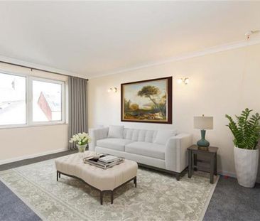 1 bedroom retirement property to rent - Photo 6