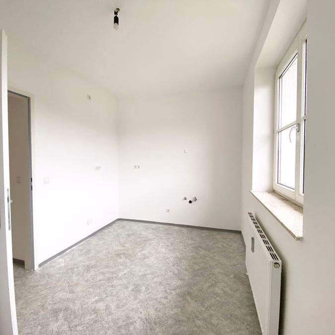 Geförderte 4-Zimmerwohnung mit Loggia - Foto 1