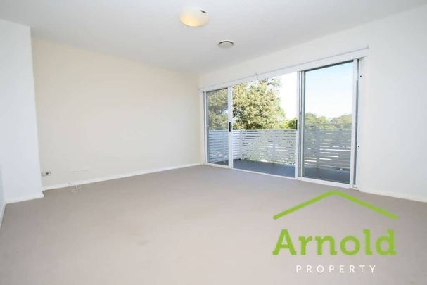 6 MONTH LEASE ONLY! Neat & Tidy 2 bedroom townhouse. - Photo 1