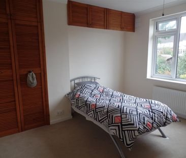 3 Bed Terraced House For Rent - Photo 4