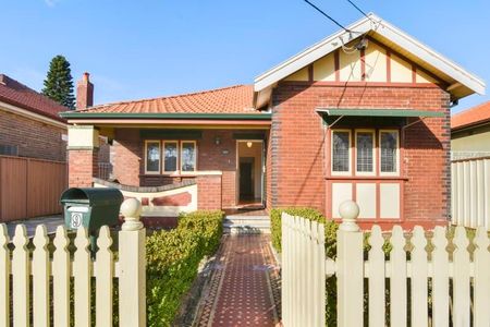 Home For Rent - Photo 4
