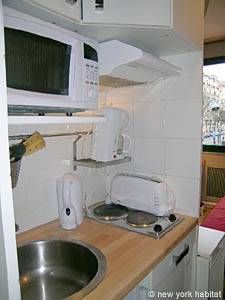 Logement à Paris, Location meublée - Photo 4