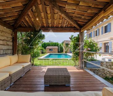 Luberon - Belle maison de vacances avec piscine chauffée - Photo 3