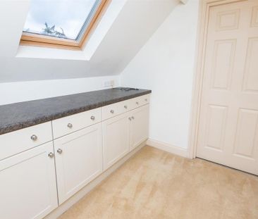 2 bedroom flat to rent - Photo 6