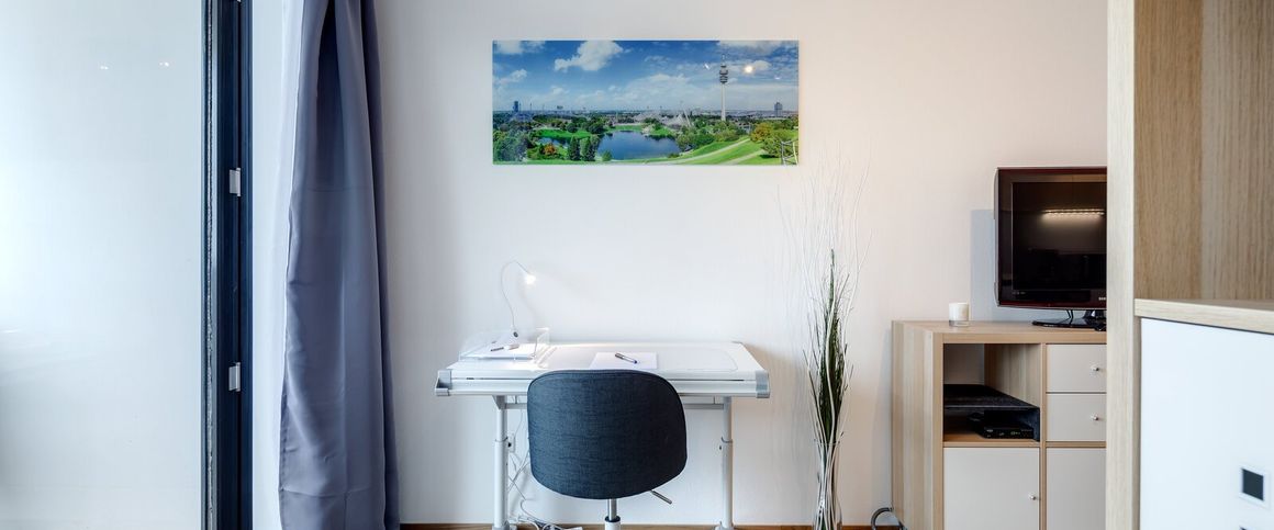 Near BMW: Temporary living in 1-room apartment in Schwabing - Foto 1