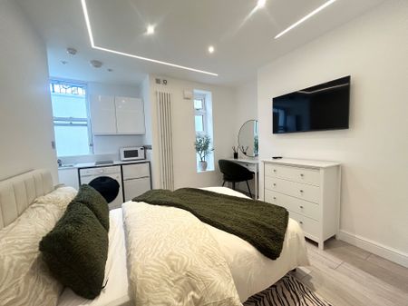 Holland Road, London - Photo 2