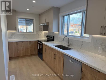 For Lease - 156 Westside Drive Unit# MAIN, Oakville, Ontario - Photo 4