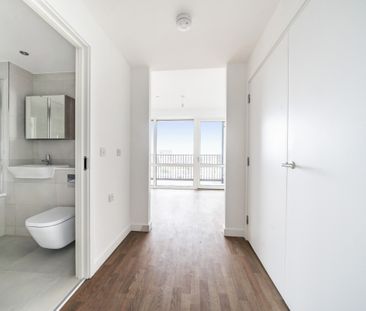 St Pauls Road, Barking, London, IG11 - Photo 6