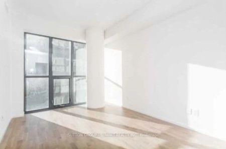 101 Charles Street E #516 - Photo 2
