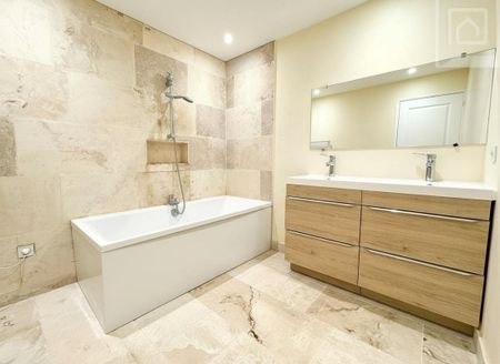 Location Maison 3 pièces 72m² LA BOISSE 01120 - Photo 3