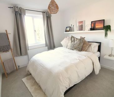 4 bedroom detached house to rent - Photo 5