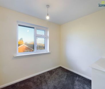 3 bedroom end of terrace house to rent - Photo 5