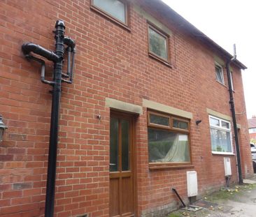 Laurel Crescent - Photo 2