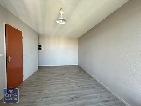 Location Appartement 1 pièce 26m² POITIERS 86000 - Photo 2