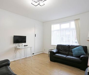 2 bedroom semi-detached house to rent - Photo 2