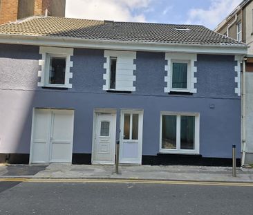 10 bedroom house share to rent - Photo 3
