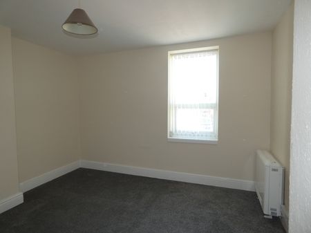 Osbourne Road Flat 5 - Photo 5
