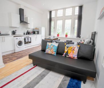 1 bedroom in a house share to rent - Photo 6