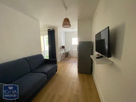Location Appartement 1 pièce 31m² LE TAMPON 97430 - Photo 3