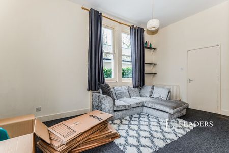 1 bedroom apartment to rent Somers Road, Reigate, RH2 - Photo 2