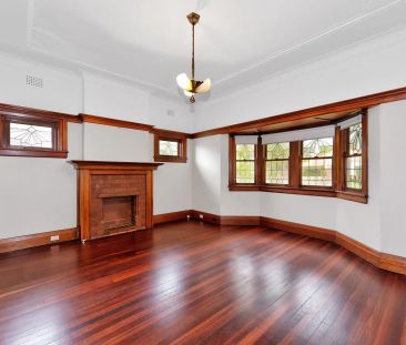 SPACIOUS HOME IN PEACEFUL TREELINED STREET - Photo 6