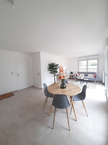 Location Appartement 2 pièces 46m² LUCE 28110 - Photo 2