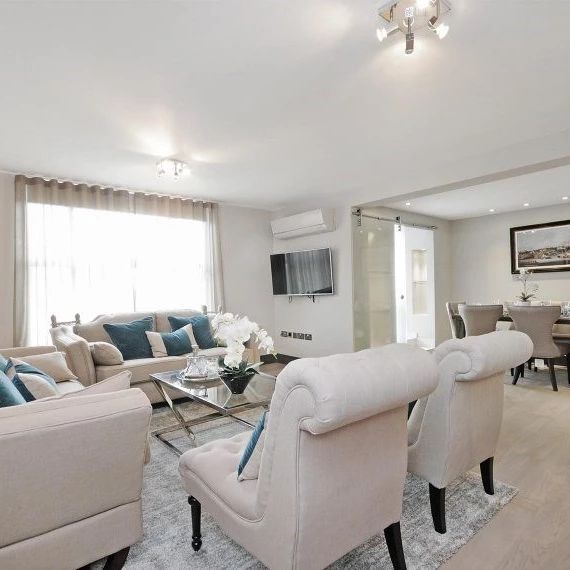 3 Bedroom Penthouse - Photo 1