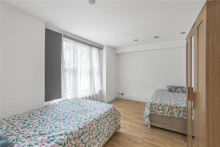 3 bedroom apartment to rent - Photo 4